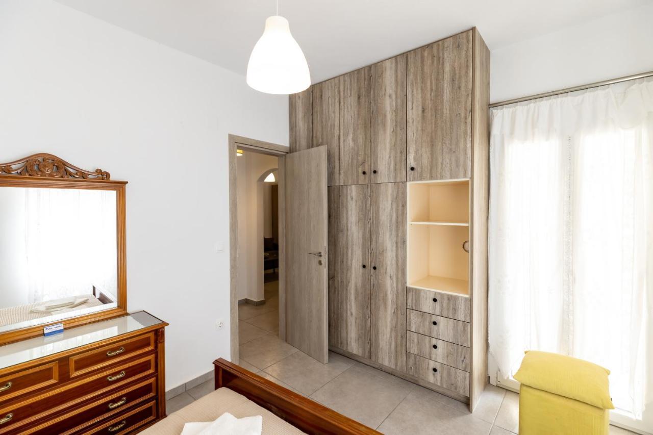 Peris Rooms Kamares  Luaran gambar