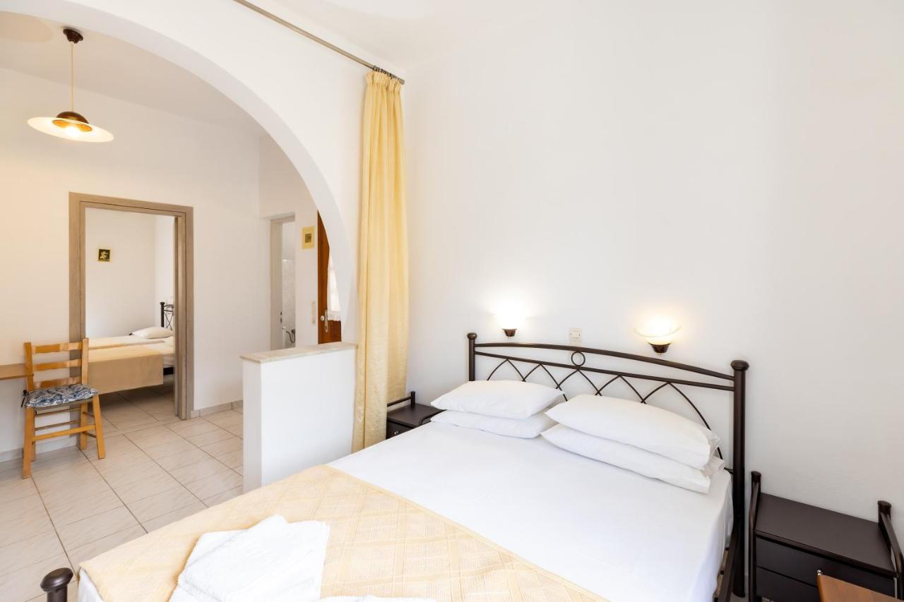Peris Rooms Kamares  Luaran gambar