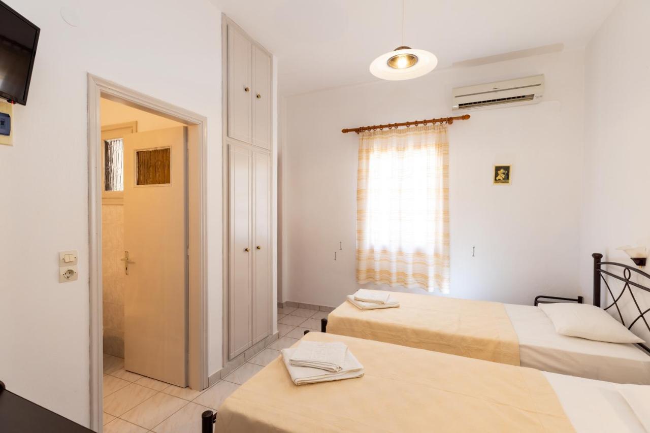 Peris Rooms Kamares  Luaran gambar