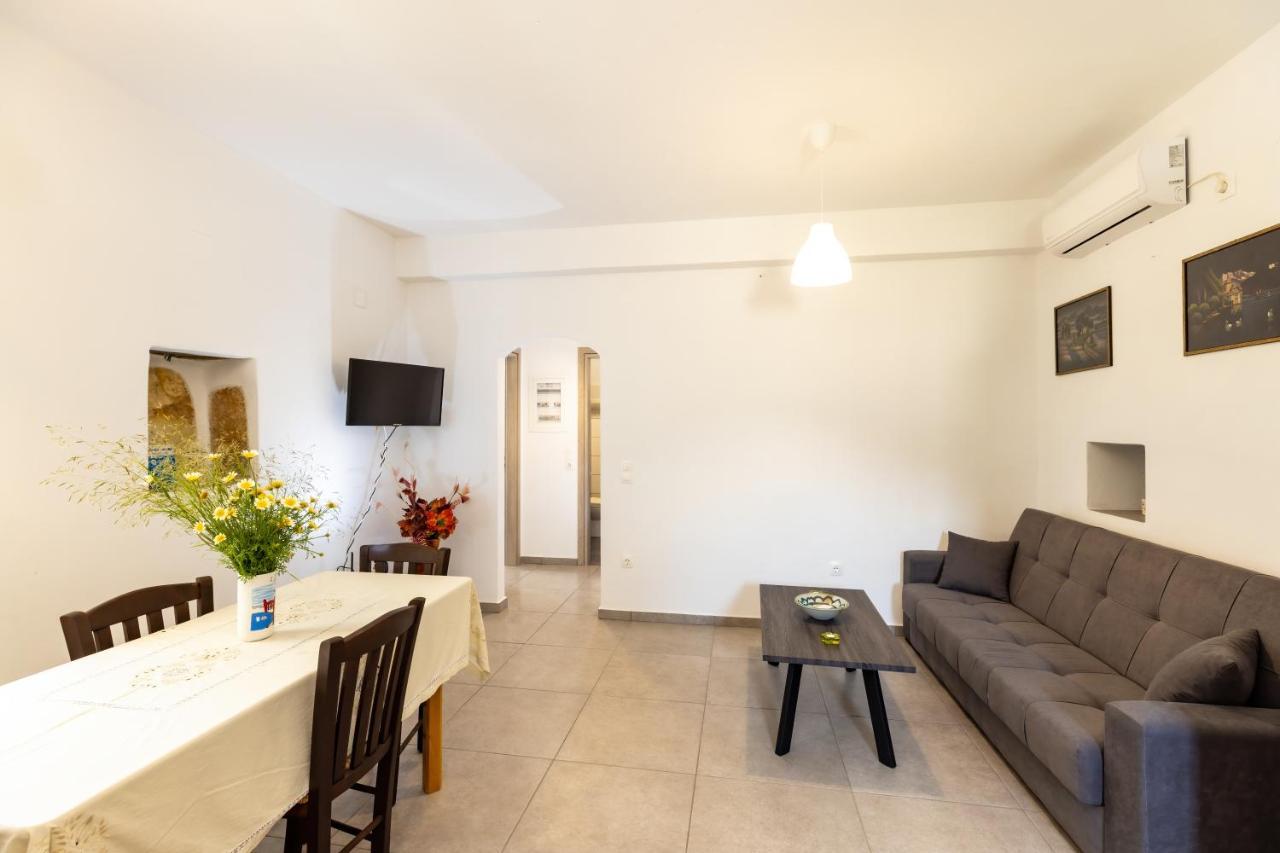 Peris Rooms Kamares  Luaran gambar