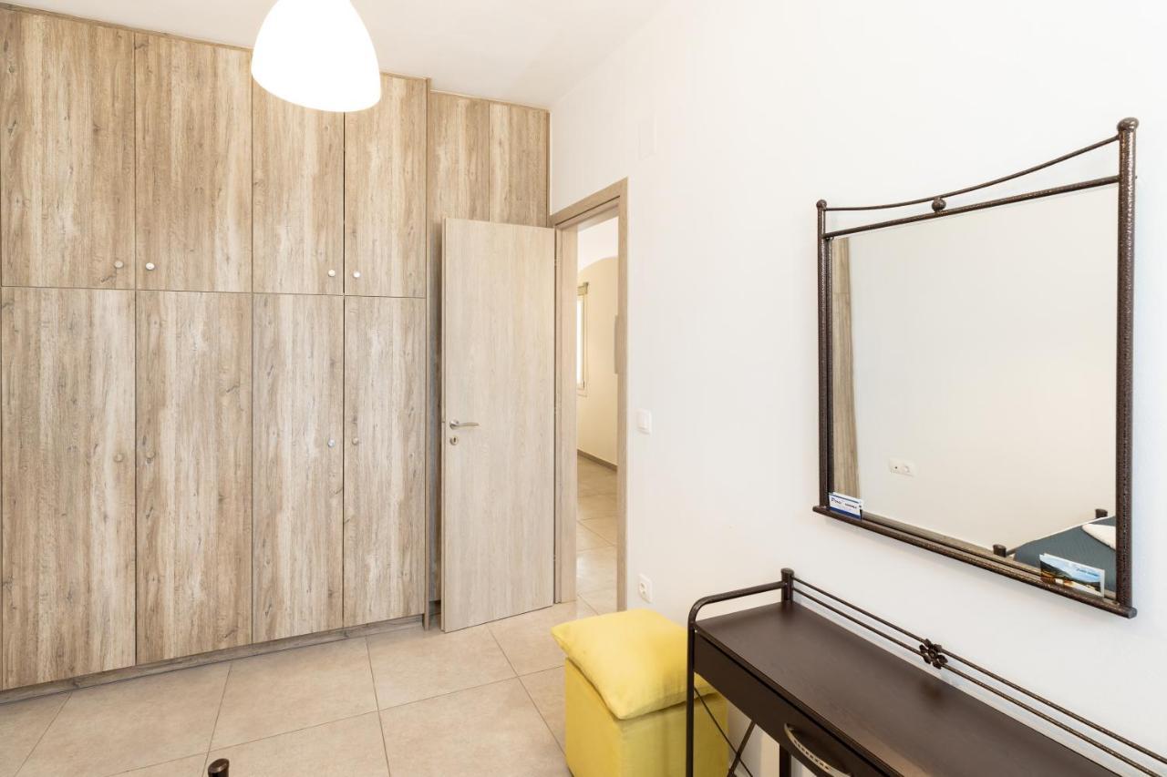 Peris Rooms Kamares  Luaran gambar